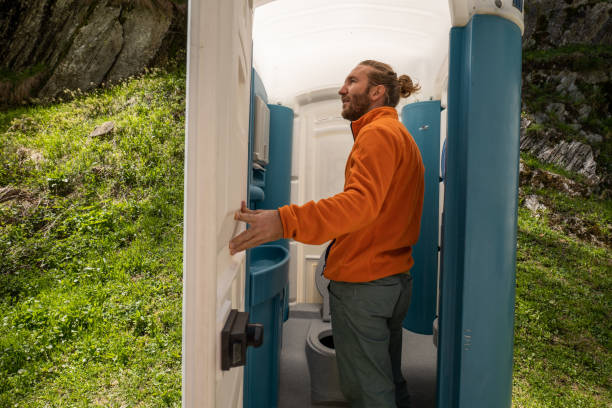 Porta potty delivery and setup in Peshtigo, WI