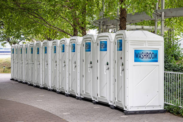 Best Portable bathroom rental  in Peshtigo, WI